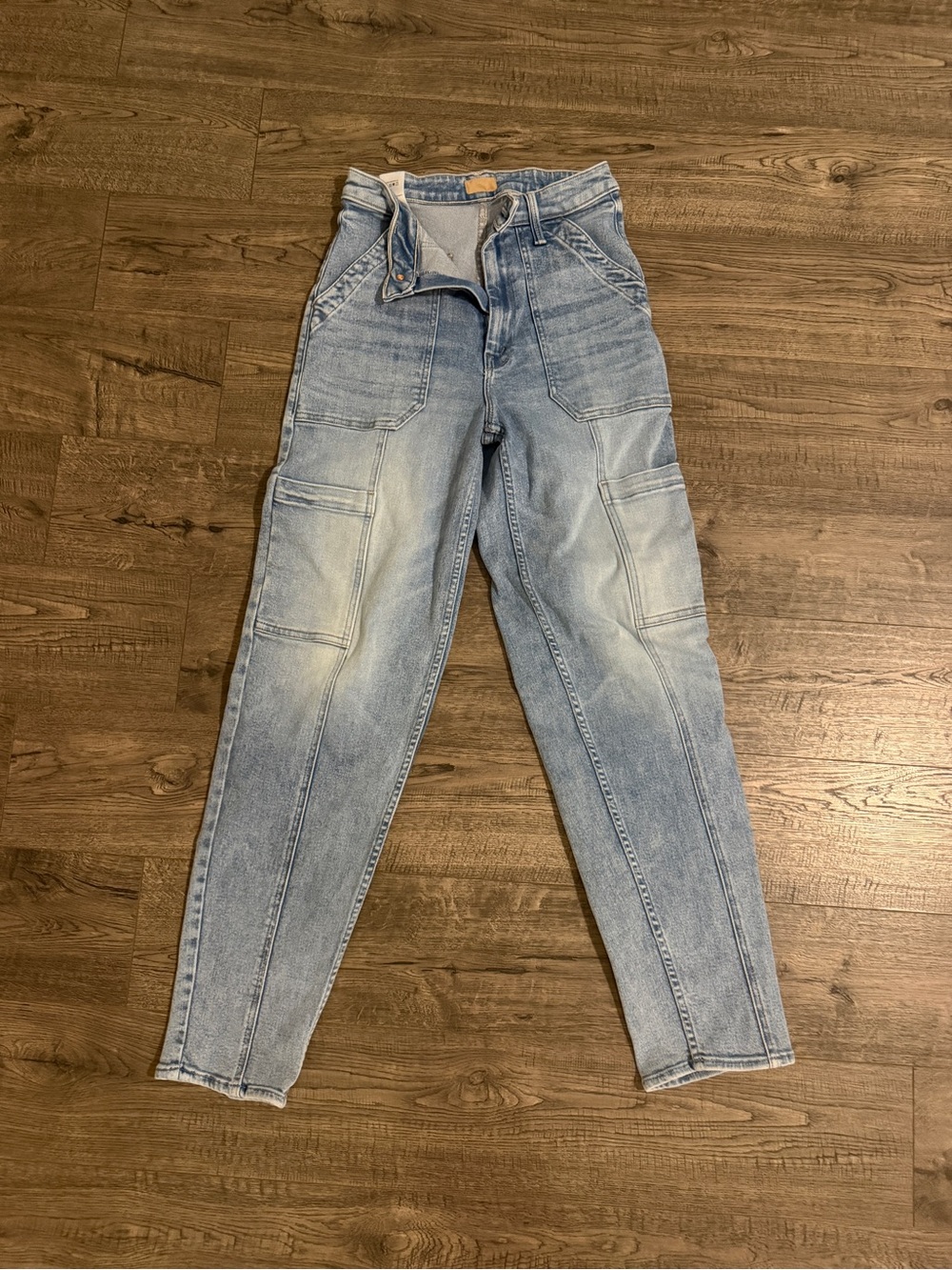 MOTHER The Private Double Pocket High Rise
Straight Jeans in Tea Time
